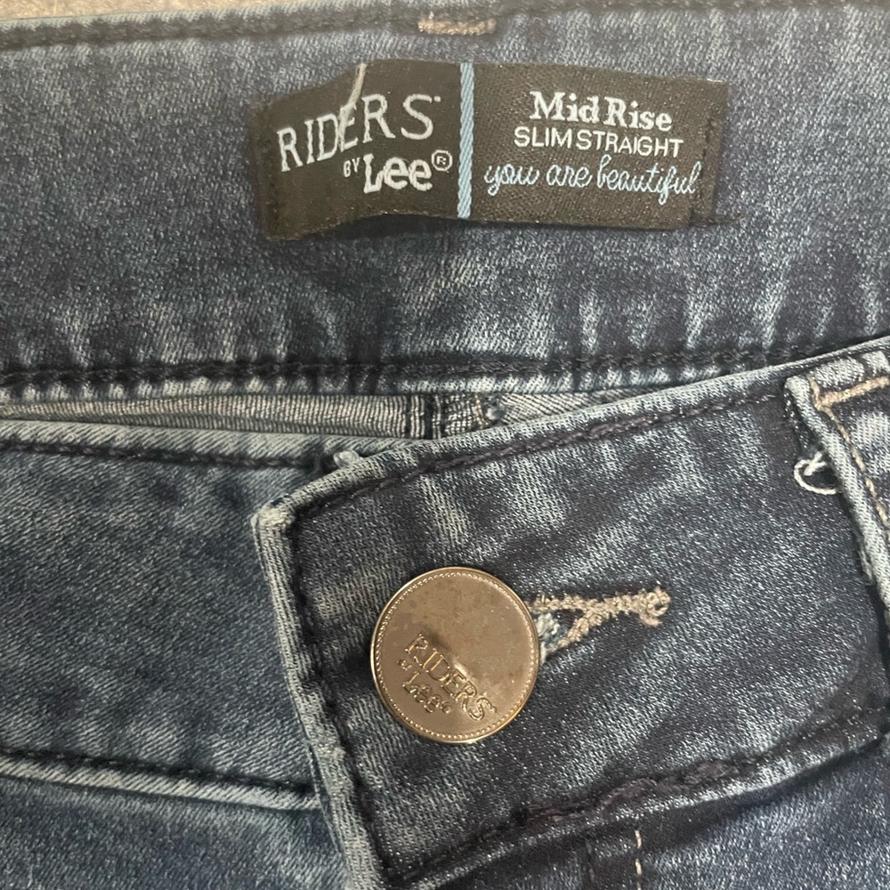 Lee Riders